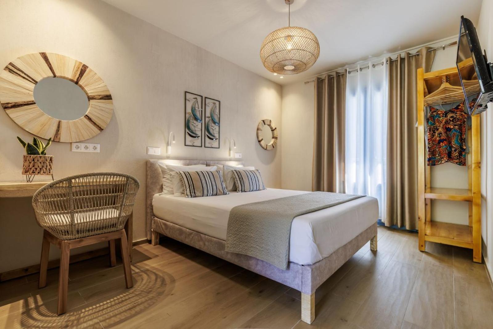 Limnonari Double Room Skopelos Town Exterior photo
